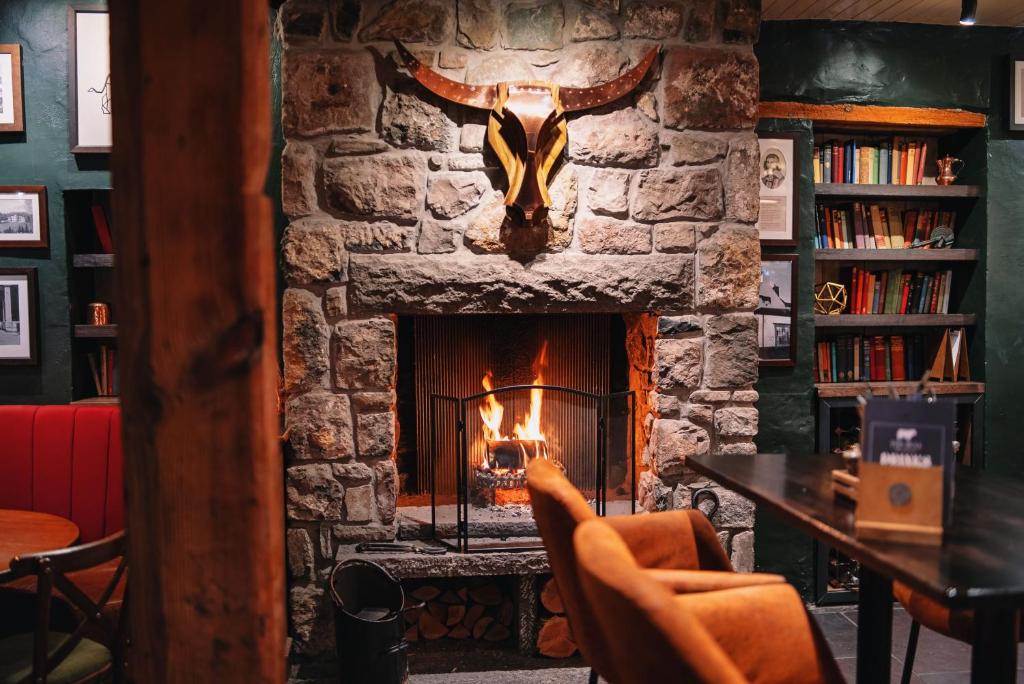 Posezení v ubytování The Bull and Townhouse, Beaumaris- The Inn Collection Group