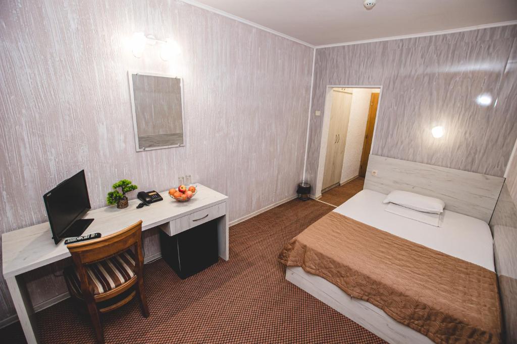Rodopi Hotel - Single Room