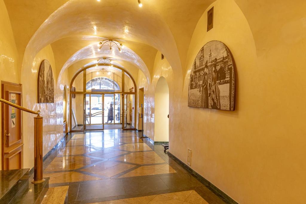 Grandhotel Zvon - Resim 18