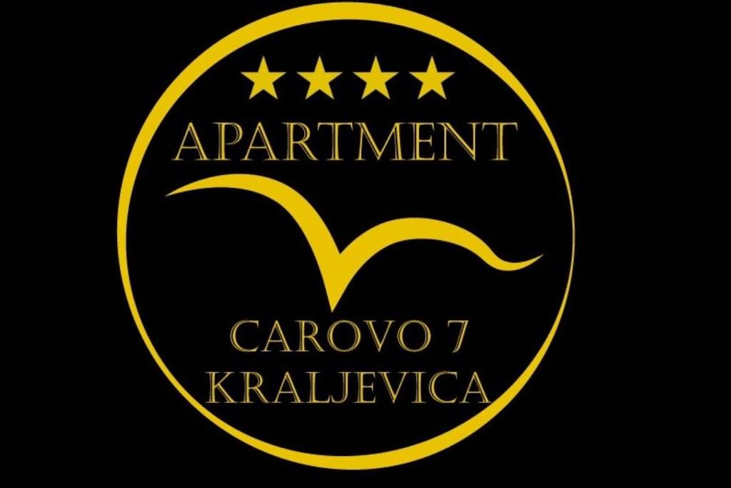un logotipo para la exposición de coches americana con un plátano en Apartment Carovo7, en Kraljevica