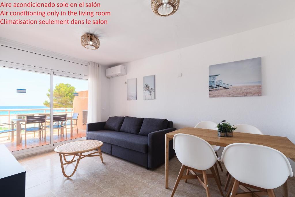 Posezení v ubytování UHC Arco del Sol Family Complex
