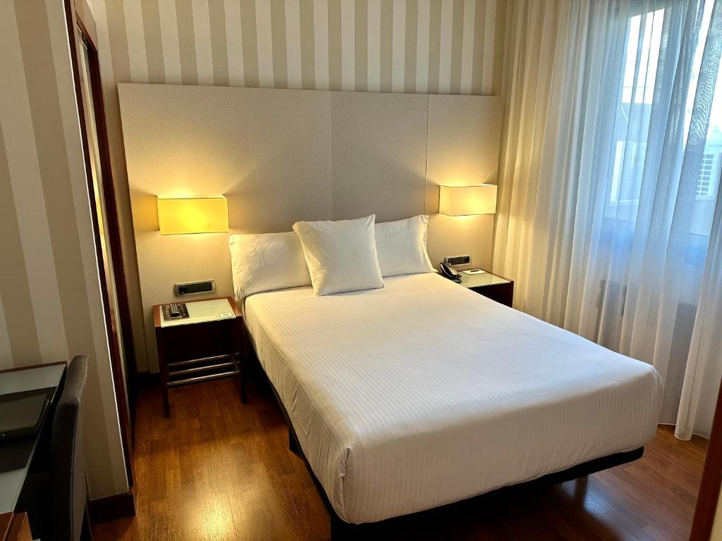
Economy Single Room
