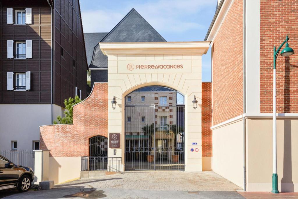 Budova, v ktorej sa apartmán nachádza