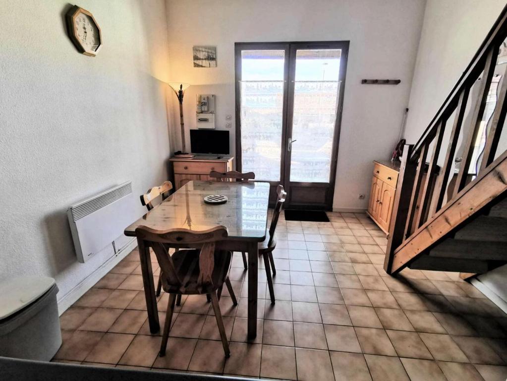 Posedenie v ubytovaní Résidence Grande Bleue - VILLA T1 CAB MEZZ 4 couchages PORT LEUCATE MAE-5944