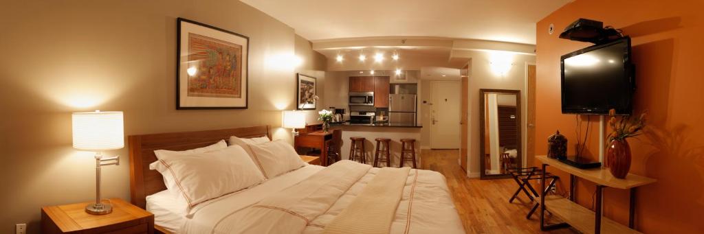 Sanctuary NYC Retreats - King Suite