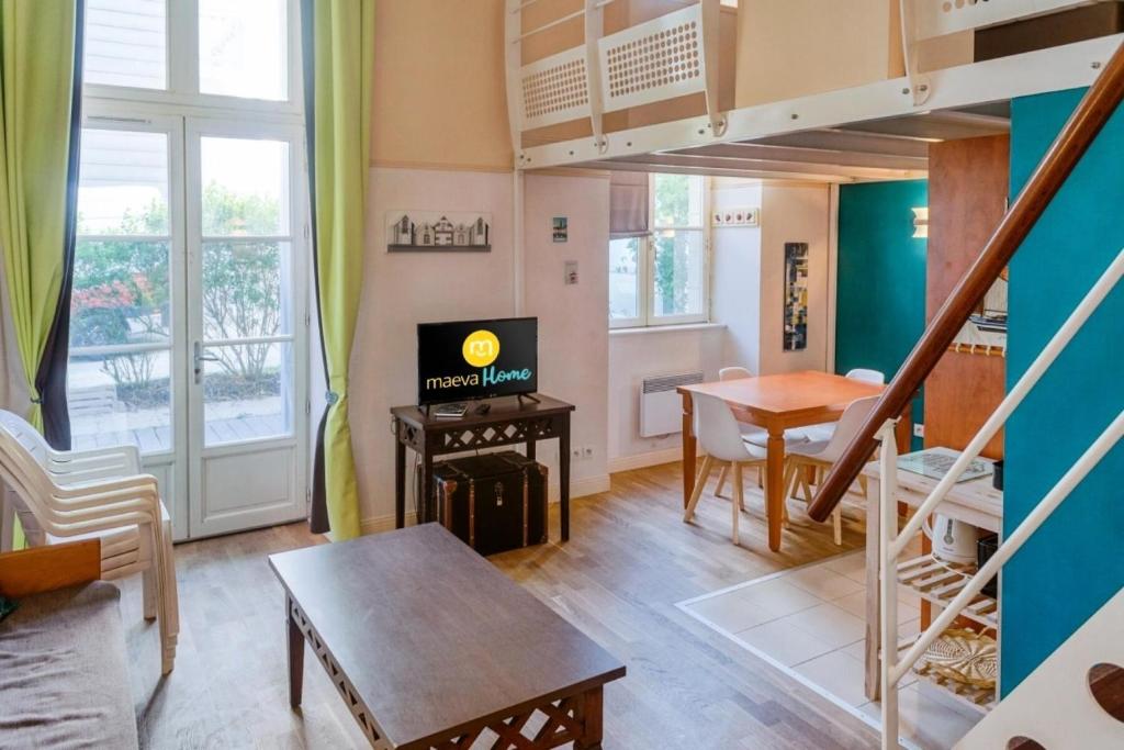 Photo de la galerie de l'établissement Résidence Saint Goustan - maeva Home - Studio avec mezzanine 4 personnes - Sélection MAE-3393, au Croisic