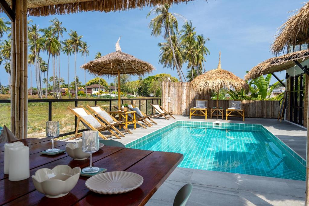 Fotografie z fotogalerie ubytování Manao Seaview Pool Villa 30 - 5 Mins Walk To The Beach v destinaci Ko Lanta