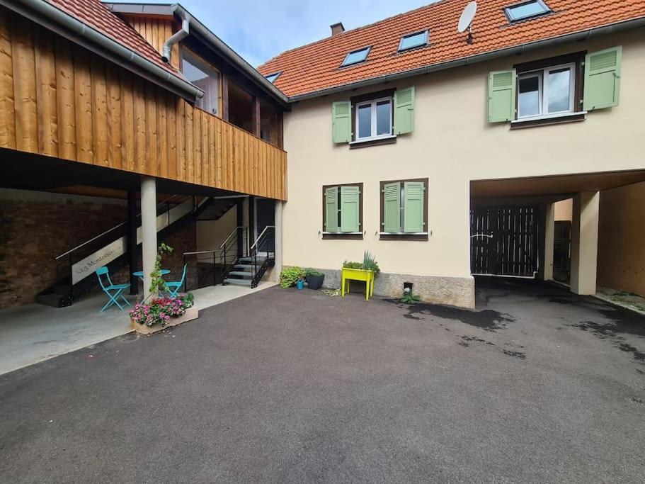 Budova, kde se apartmán nachází