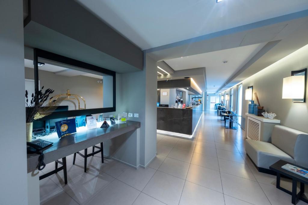 Airone City Hotel - Resim 12