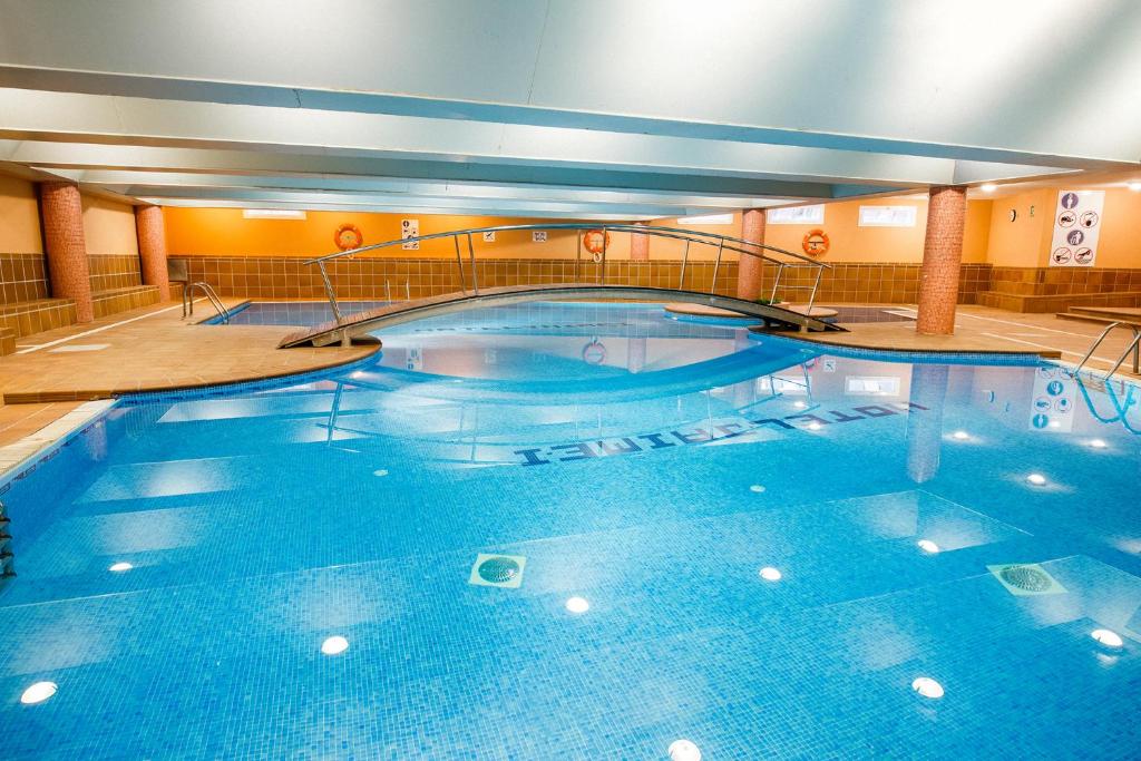 Bazén v ubytování Hotel Jaime I nebo v jeho okolí