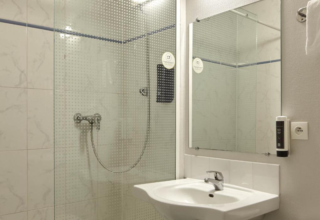 B&B HOTEL Saclay - Double Room
