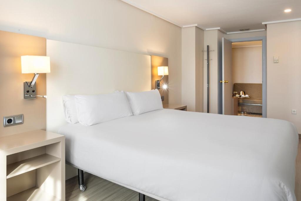 B&B HOTEL Cartagena Cartagonova - Superior Double Room