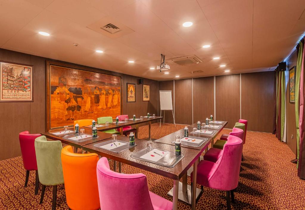 B&B HOTEL Colmar Liberté 4 étoiles - 12