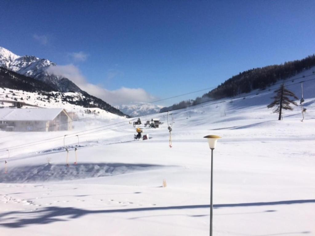 Résidence Chalmettes - Joli studio rénové avec accès direct aux pistes. parking privé. MAE-8704 v zime