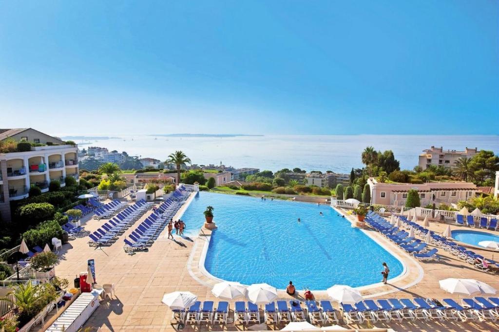 Bazén v ubytovaní Résidence Cannes Villa Francia - maeva Home - Appartement 2 Pièces 4 Personnes - Prestige MAE-8674 alebo v jeho blízkosti