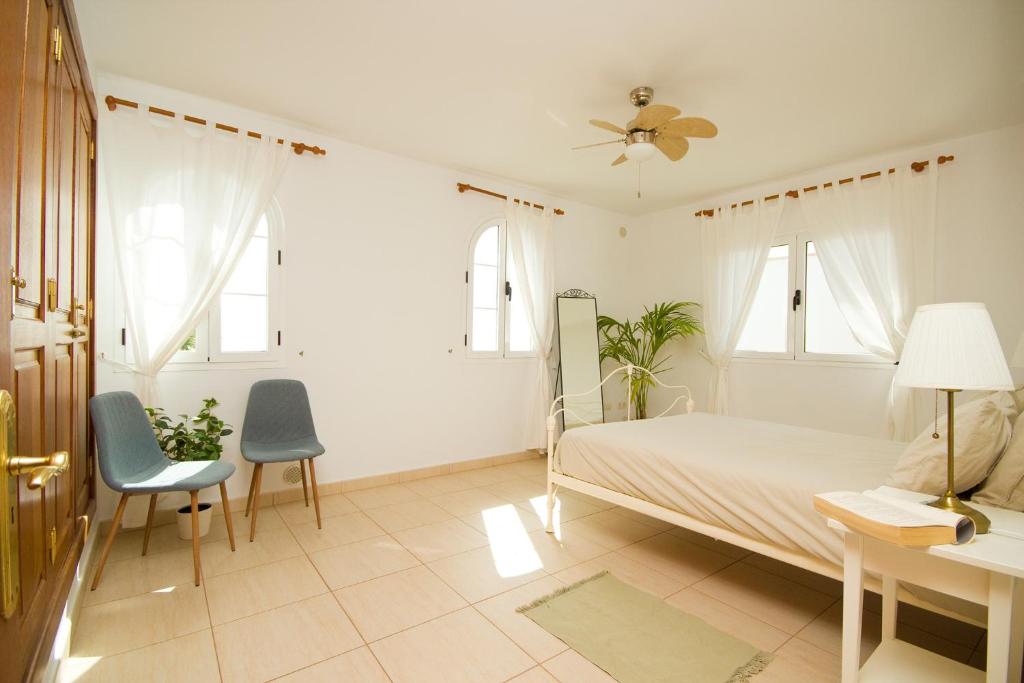 Postel nebo postele na pokoji v ubytování Casa Alba - By AZ Rentals