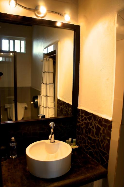 Aztic Hotel and Executive Suites - Estándar De Presupuesto