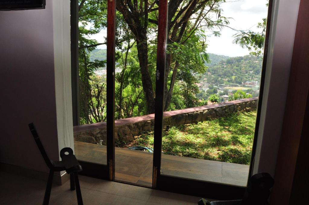 The Buena Vista Kandy - 11