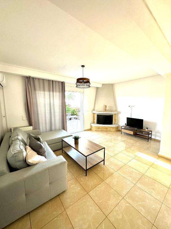 Kallikratis Apartment Near Athens Airport - 1