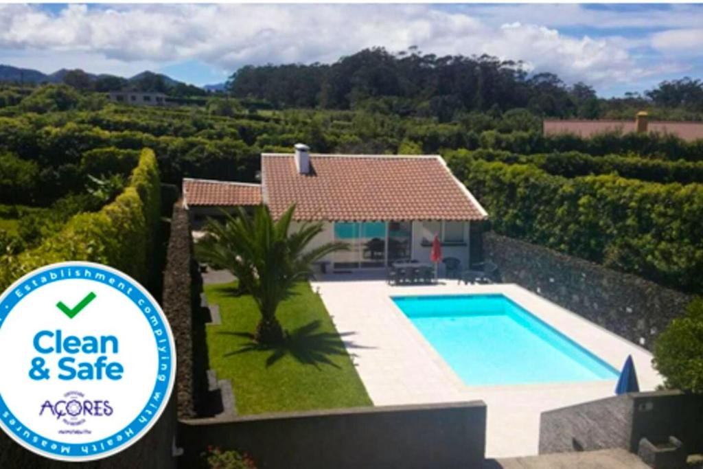 One bedroom property with private pool terrace and wifi at Rabo de Peixe
