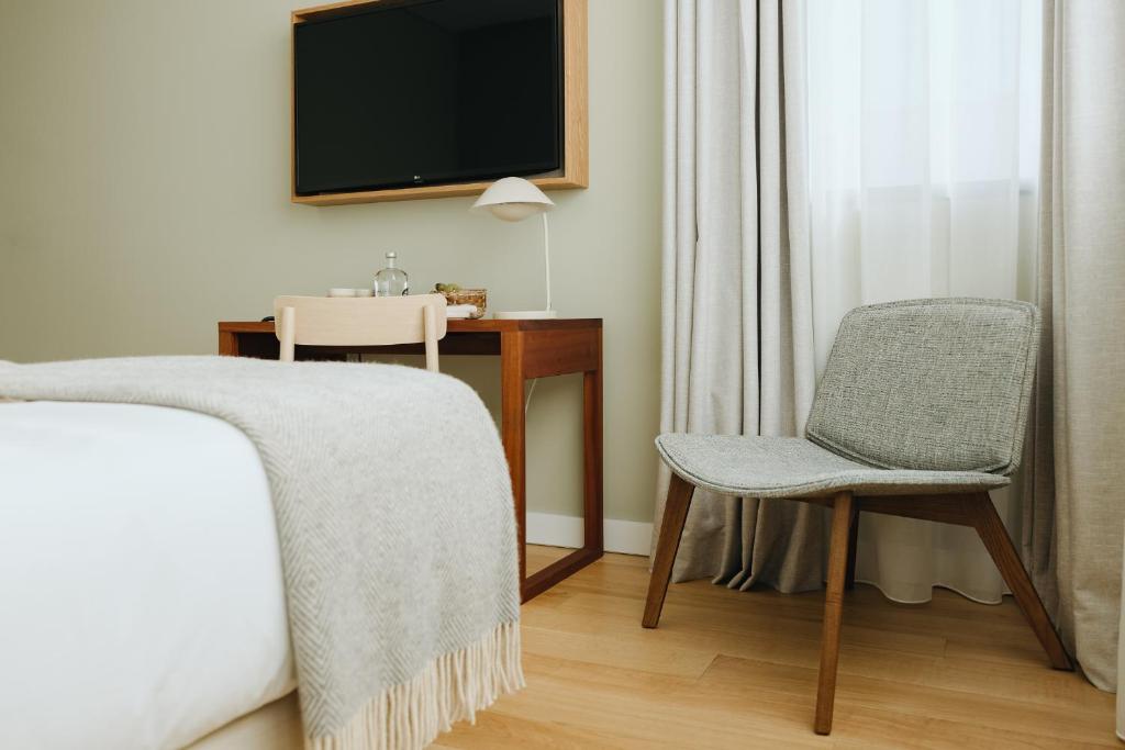NINE DOTS Azorean Art Boutique Hotel photo