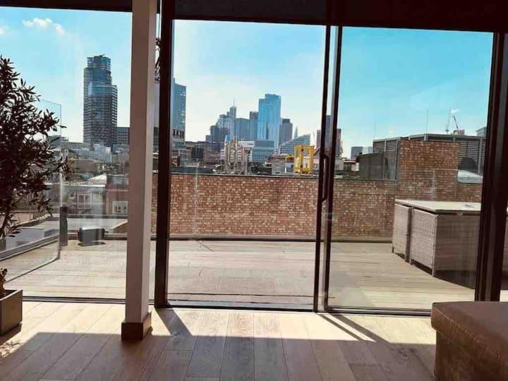 View of 3 Bed 2 Bath Penthouse Hoxton Square with Terrace, London (updated ...