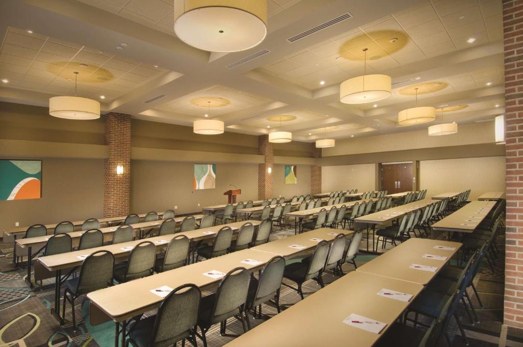 Konferenční prostory v ubytování Drury Plaza Hotel San Antonio North Stone Oak