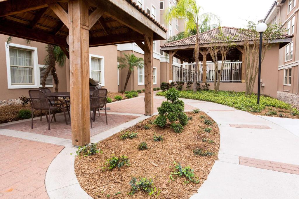 Zahrada ubytování Drury Inn & Suites McAllen
