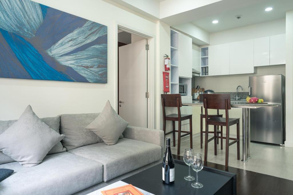 Kuchyň nebo kuchyňský kout v ubytování Central Mansions Serviced Apartments