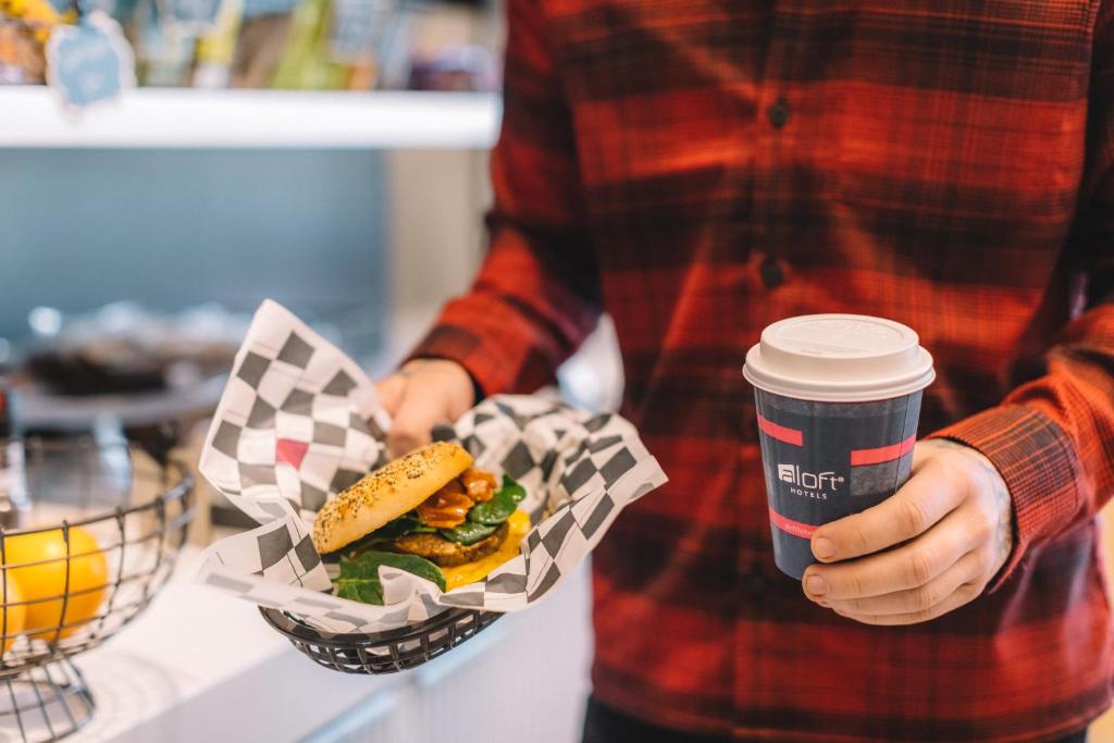 Aloft Me'aisam, Dubai - Resim 6