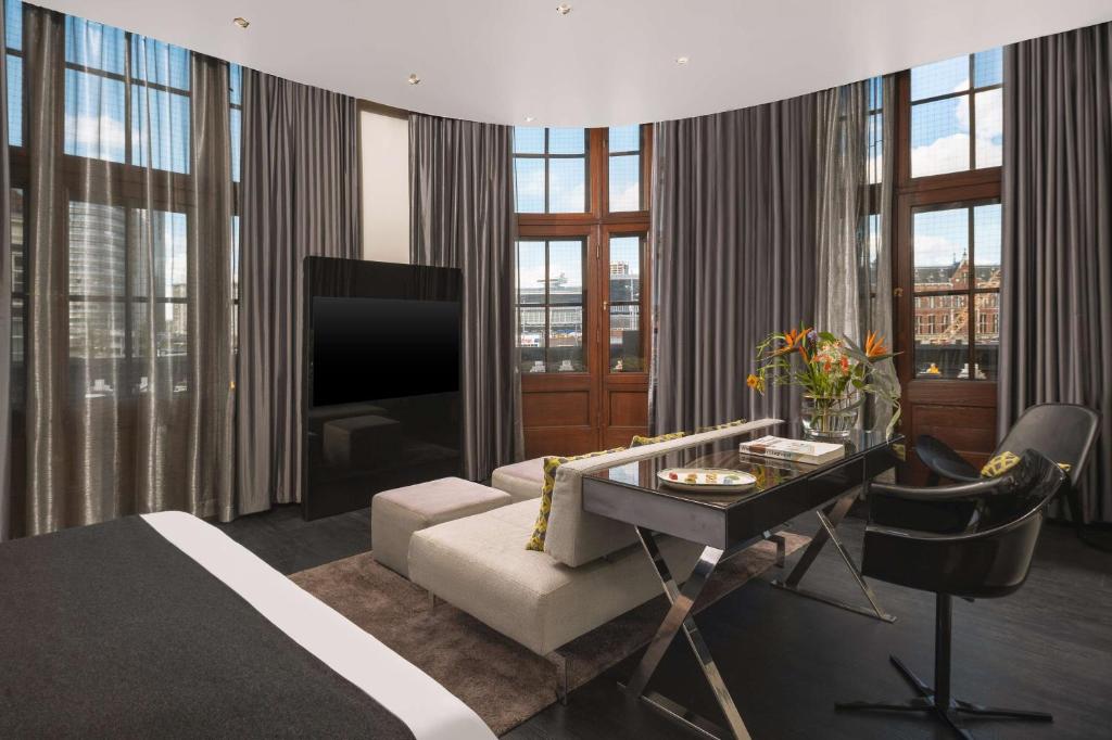 art'otel amsterdam photo
