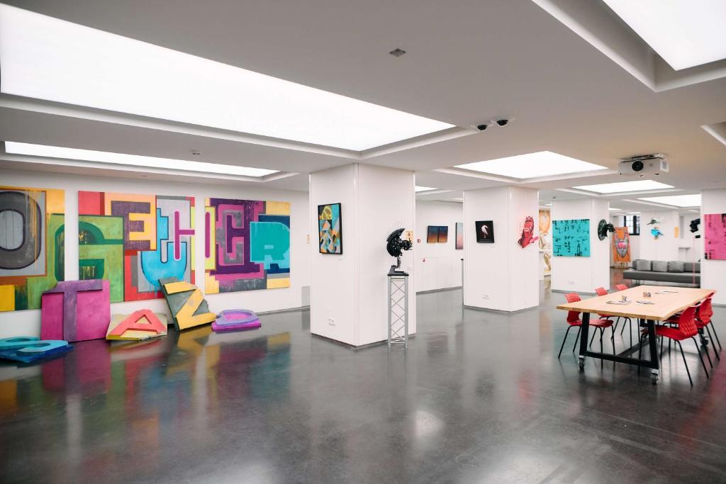 art'otel amsterdam, Powered by Radisson Hotels - Resim 22