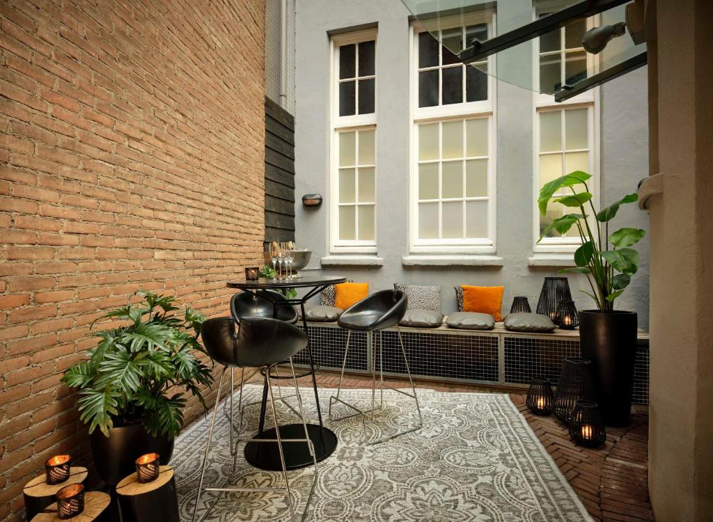 art'otel amsterdam photo