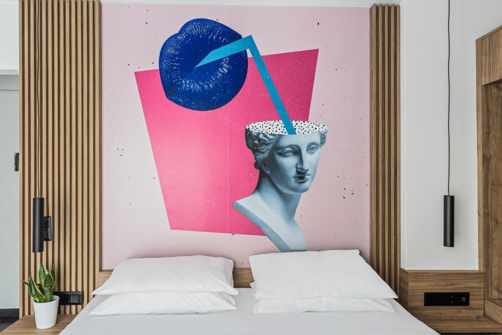 The Q Hotel - Resim 37