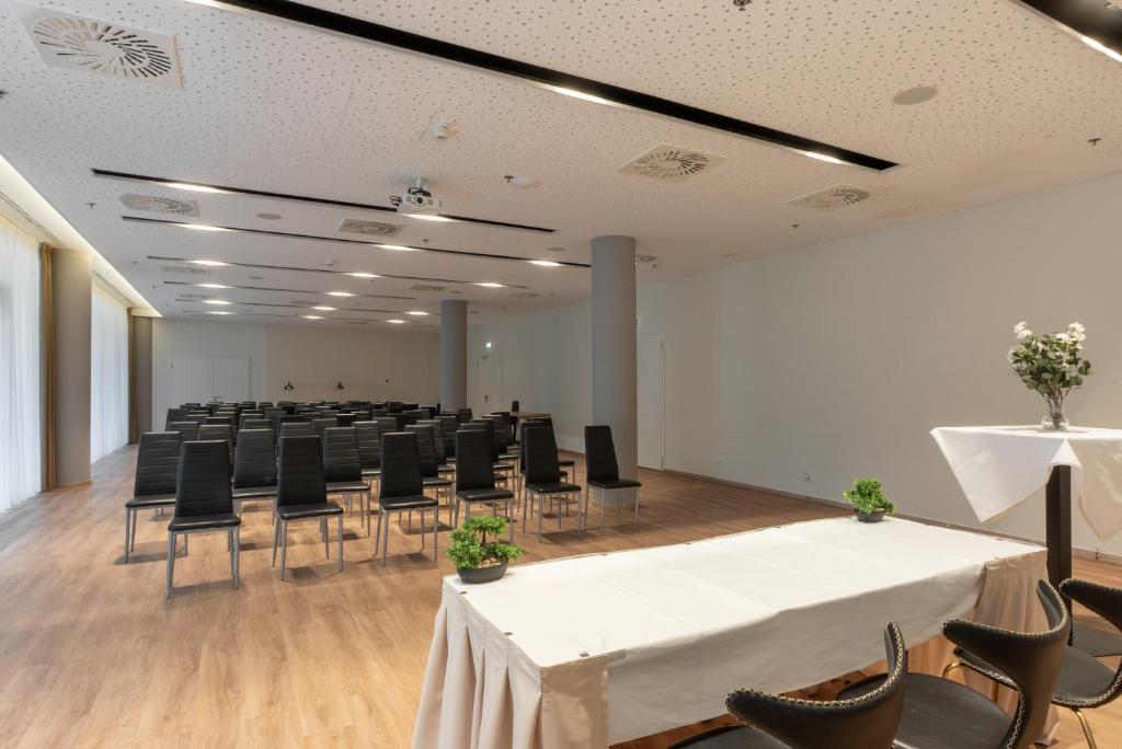 The business area and/or conference room at Akeah Verdi Budapest