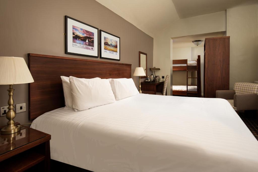 The Ambleside Inn - The Inn Collection Group - Family Room