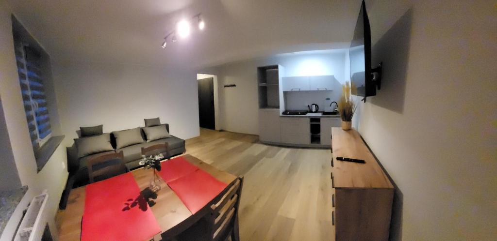 Μια τηλεόραση ή/και κέντρο ψυχαγωγίας στο ApartHotel8