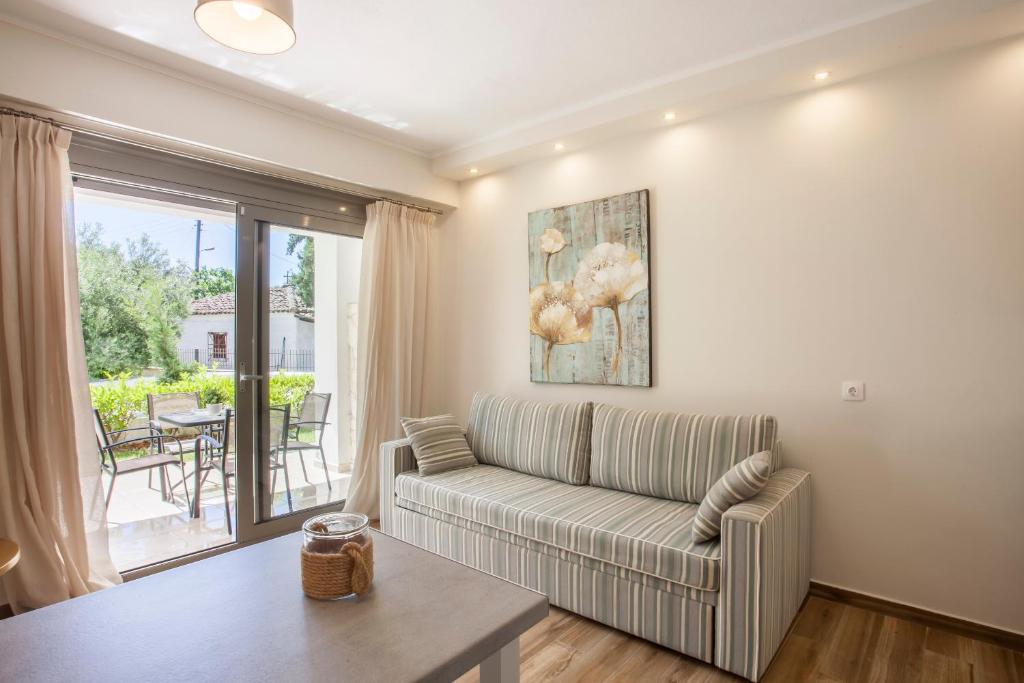 Un lugar para sentarse en Kassiopea home by the sea 1