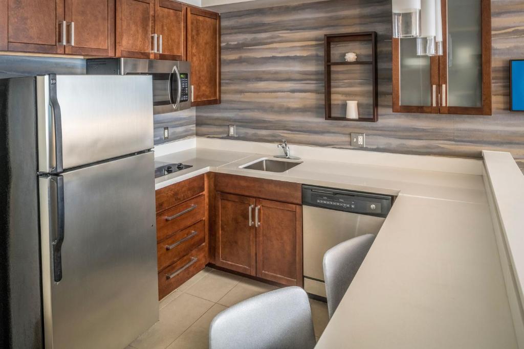 Residence Inn by Marriott Williamsport - Studio Lit King-Size