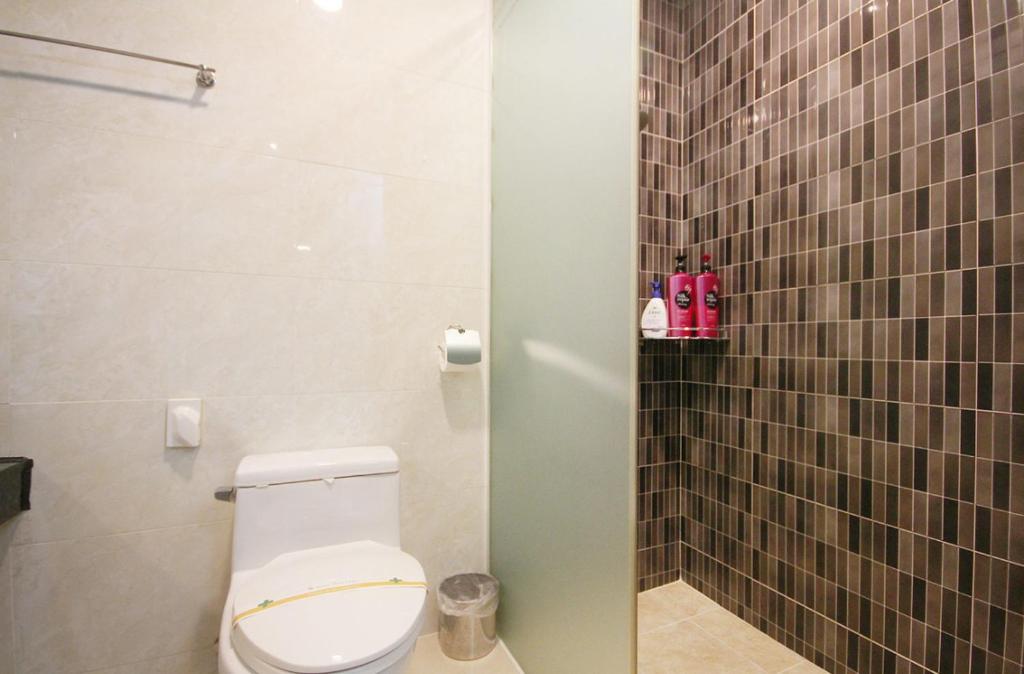 Koupelna v ubytování Wate Hotel