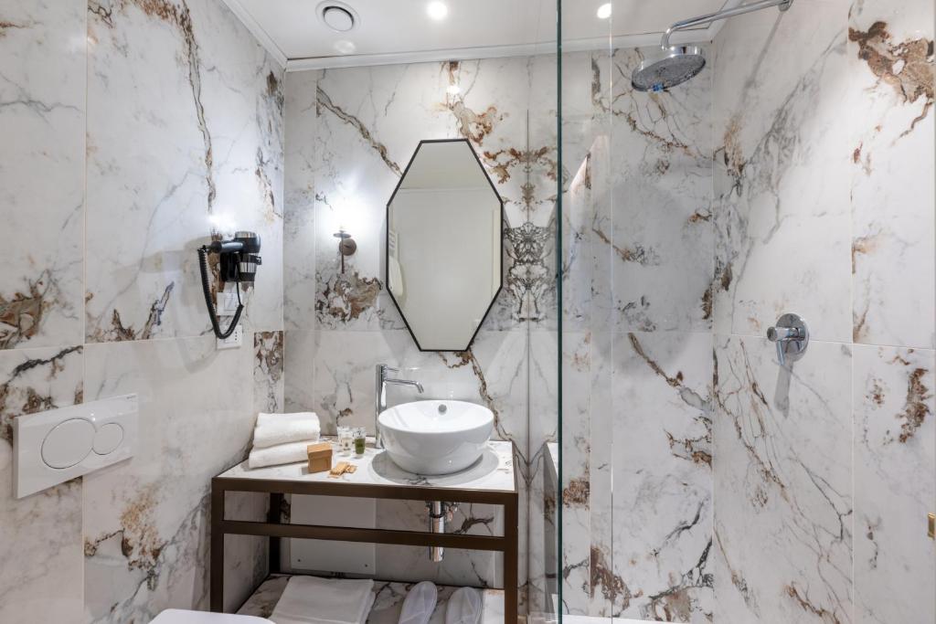 Acca Hotel - Resim 12