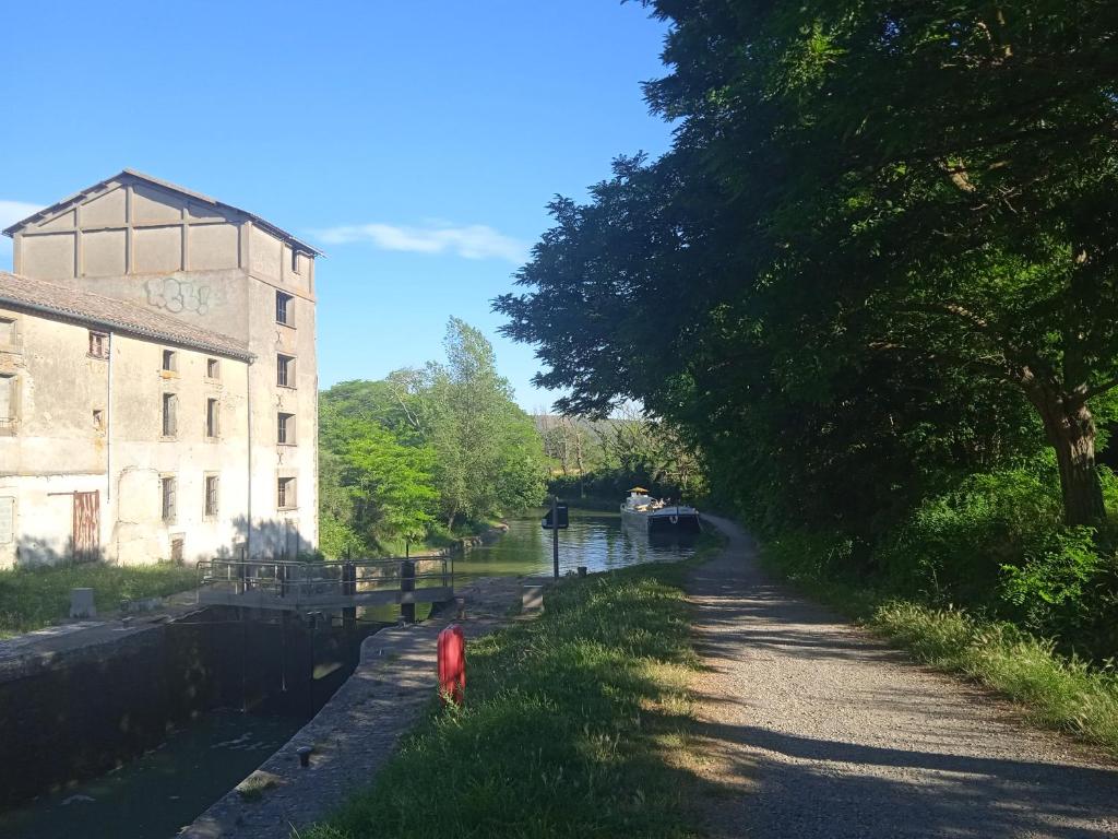 Zdjęcie z galerii obiektu Villa METICA - Aussillon/Mazamet w mieście Aussillon