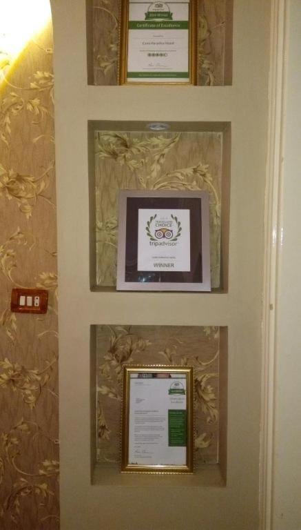 Certifikát, hodnocení, plakát nebo jiný dokument vystavený v ubytování Cairo Paradise Hotel