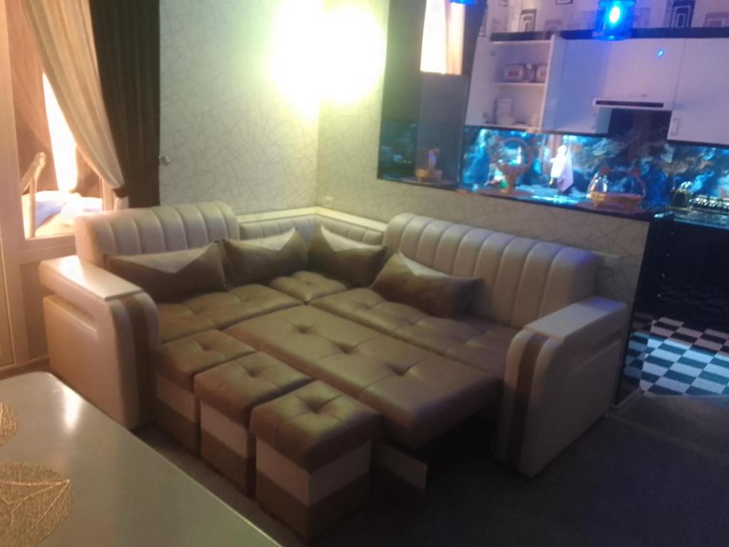 Apartment on Shahi Zindaにあるシーティングエリア