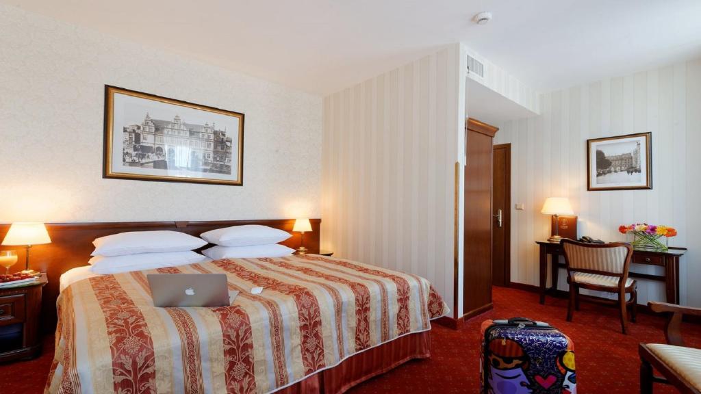 Hotel Wolne Miasto Old Town Gdansk - Resim 28