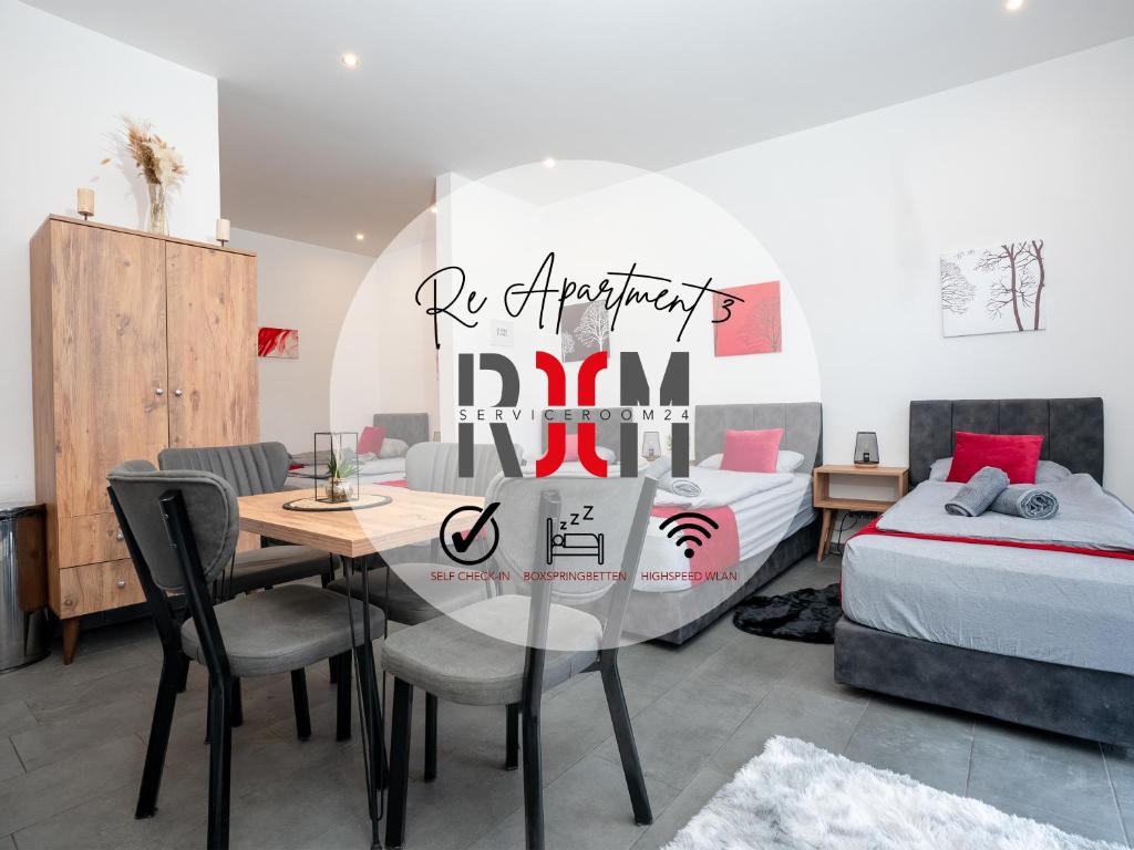 a room with a dining table and a bedroom at SR24-Stillvolles gemütliches Apartment 3 in Recklinghausen in Recklinghausen