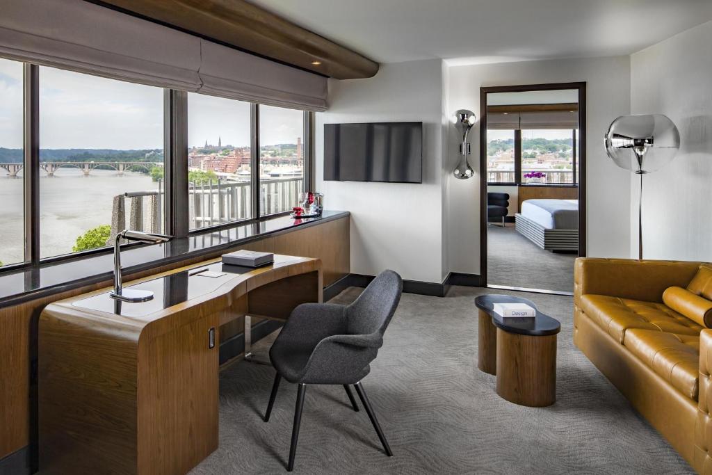 The Watergate Hotel Georgetown - 