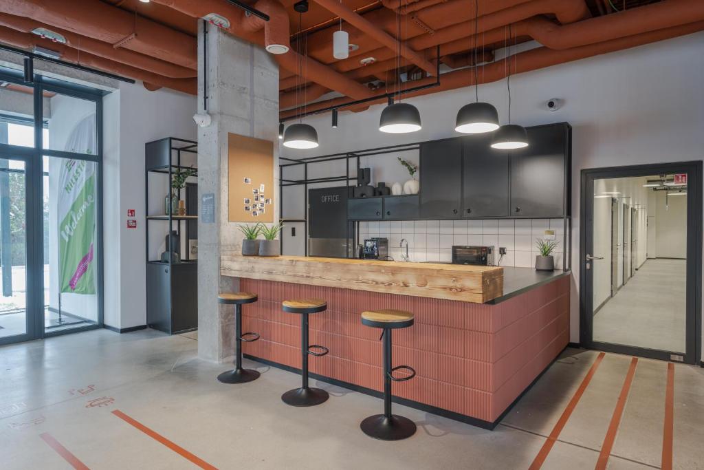 MILESTONE Wroclaw Fabryczna - 10