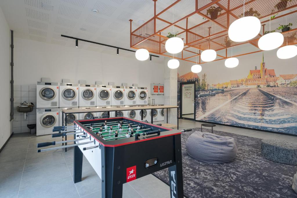 MILESTONE Wroclaw Fabryczna - 12