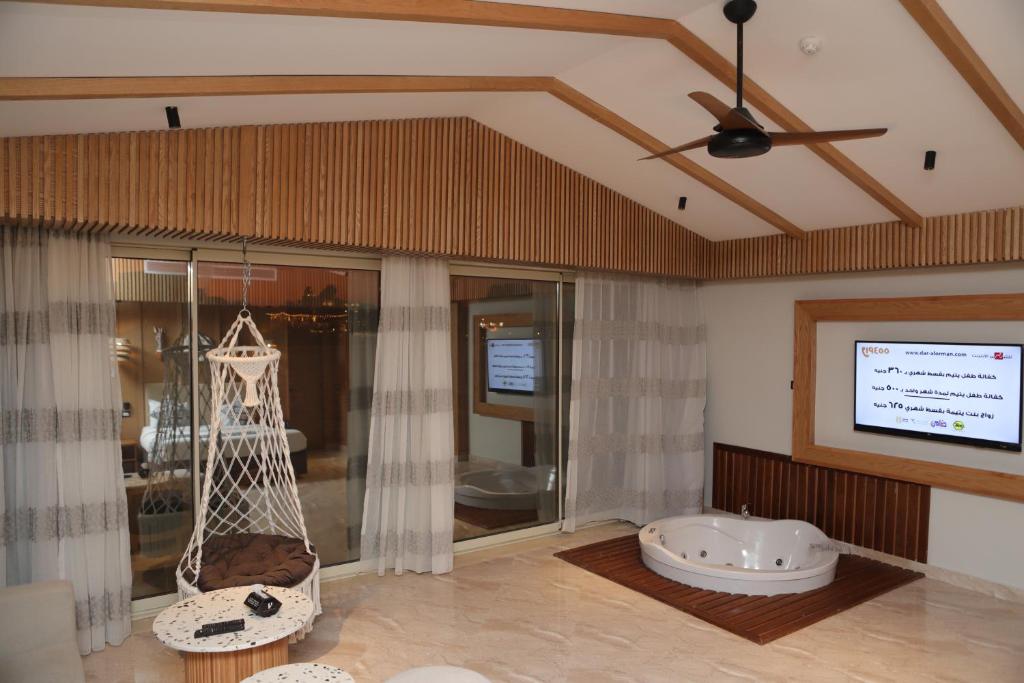 Postel nebo postele na pokoji v ubytování Panorama Bungalows Resort El Gouna